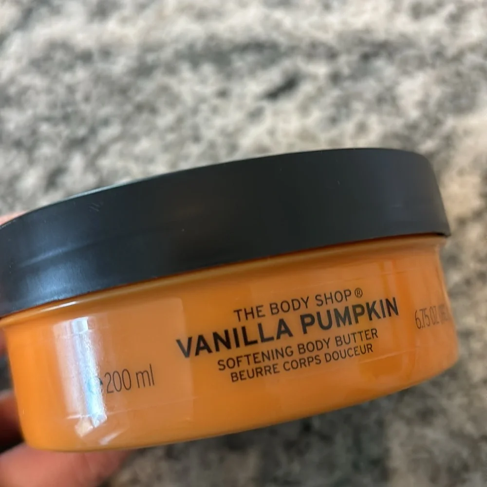 The Body Shop VANILLA PUMPKIN Softening Body Butter, 6.75 oz/192 g, NEW